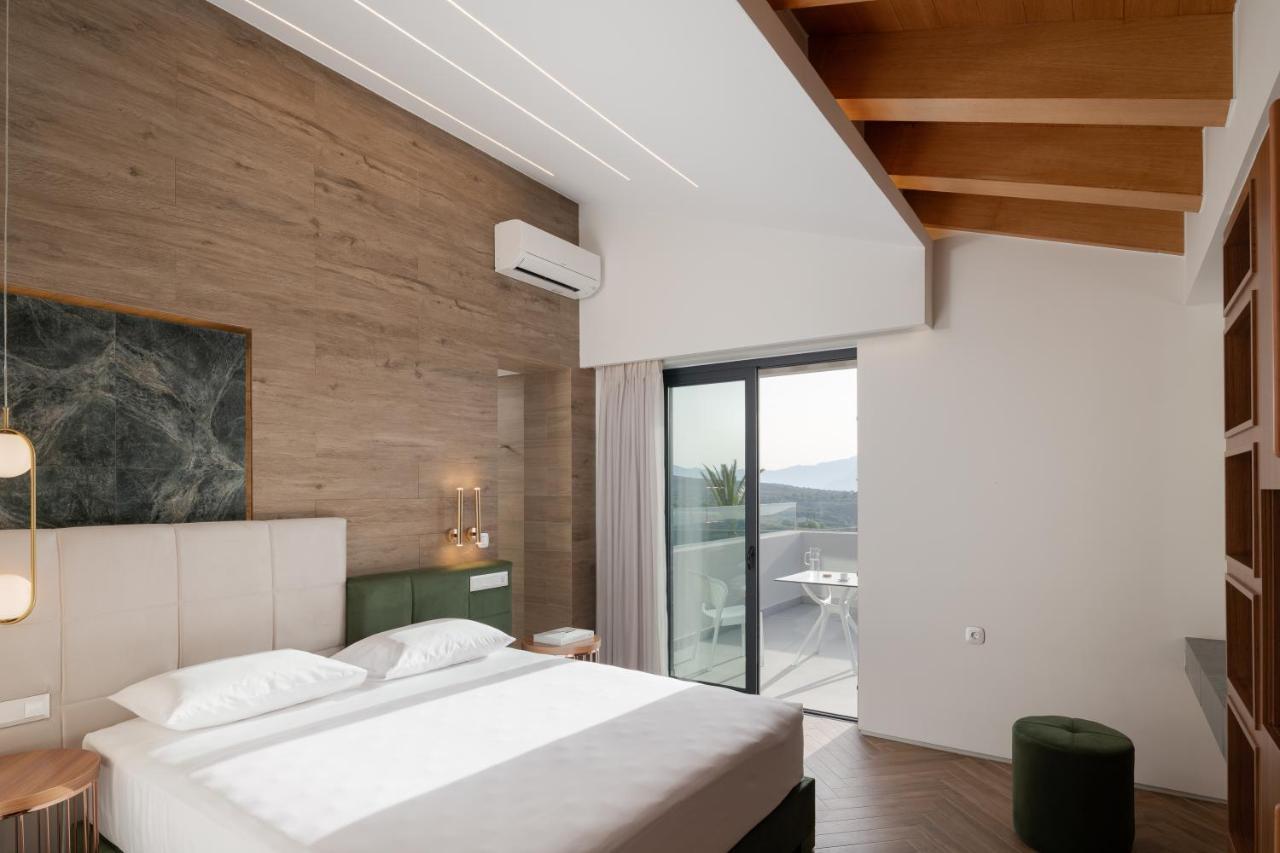 Amphi Exclusive Residence Somatás Екстериор снимка
